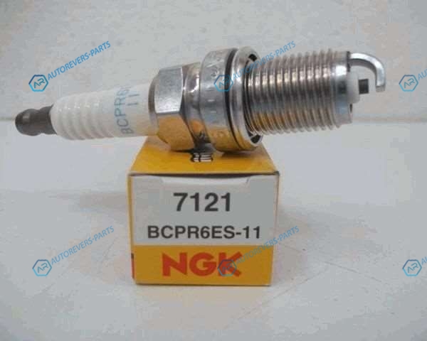 BCPR6ES-11 Свеча зажигания 7121