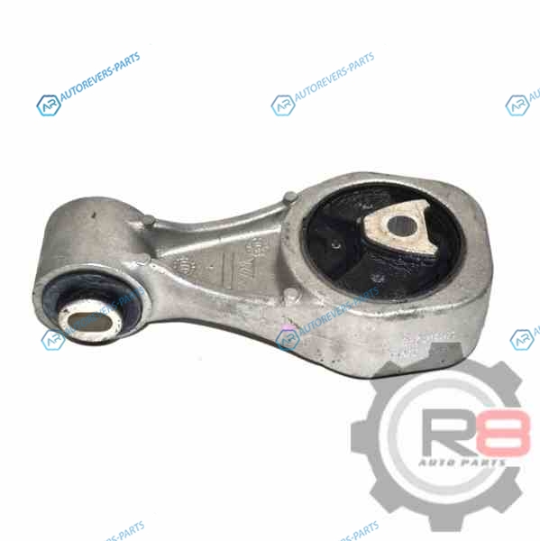 11350-1KC0A подушка двигателя правая [AT] - MR16