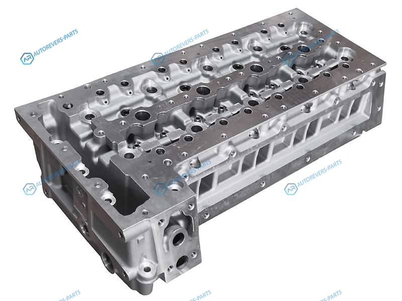 ST-504110672 Головка блока цилиндров IVECO DAILYFIAT DUCATORENAULT MASTER 06- двиг. V-3.0 TDI