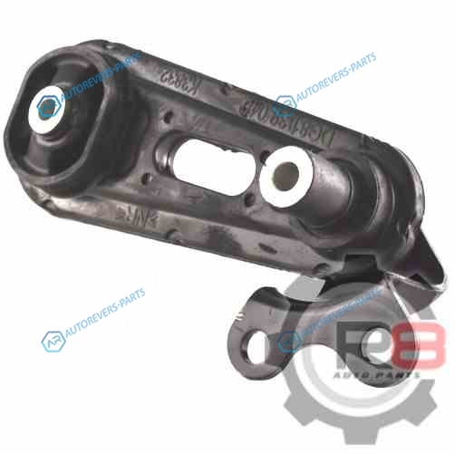 D652-39-040 подушка двигателя задняя [AT]