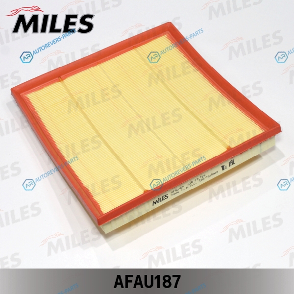 AFAU187 Фильтр воздушный BMW F0710120102E7071 3.54.0   (FILTRON AP0302. MANN C28125)  AFAU187