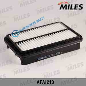 AFAI213 Фильтр воздушный (TOYOTAMITSUBISHIPEUGEOTCITROEN) (FILTRON AP148. MANN C2535. VIC A-171) AFAI213