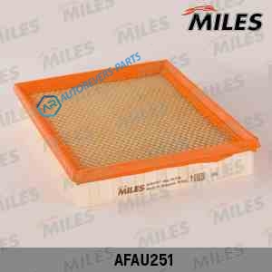 AFAU251 Фильтр воздушный (JEEP CHEROKEELIBERTY 03-) AFAU251 (FILTRON AP0038. MANN C2975) AFAU251