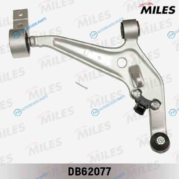 DB62077 Рычаг NISSAN X-TRAIL T30 00-06 пер.подв.прав. DB62077