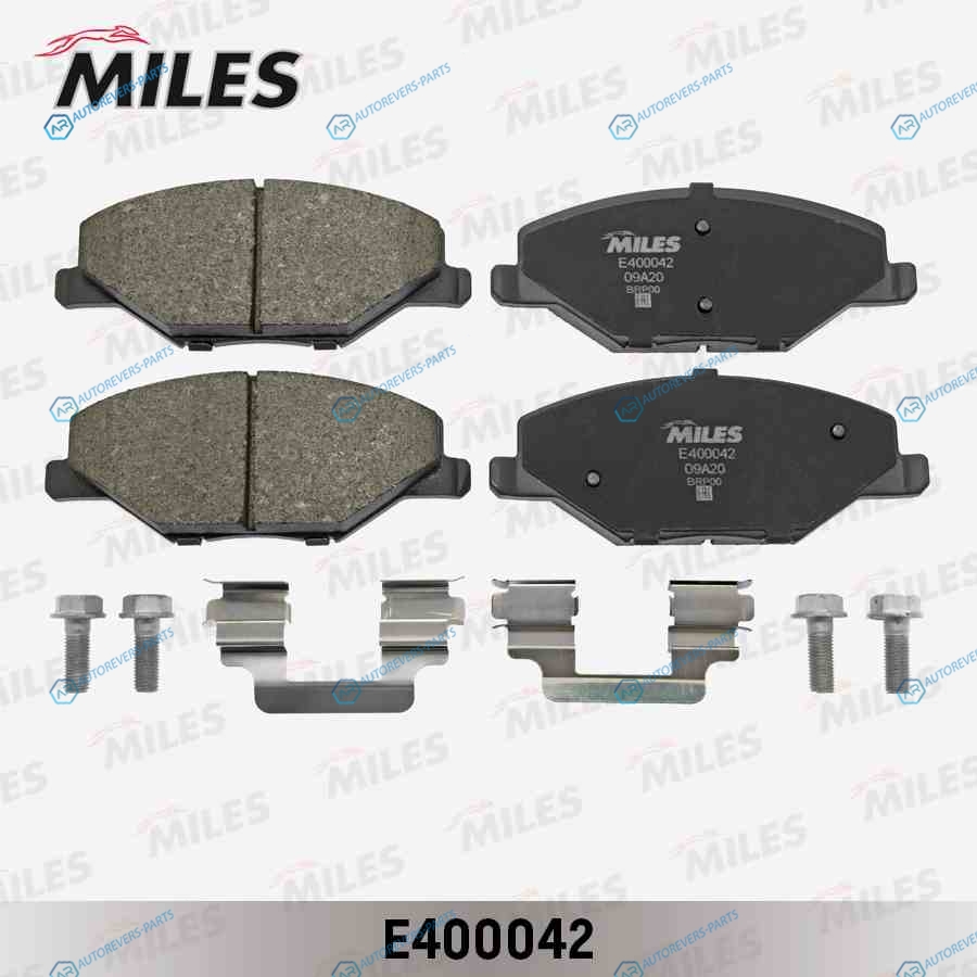E400042 Колодки тормозные (Смесь Low-Metallic) передние (VW POLO (RUS) 11-SKODA FABIA 11-) (без датчика) (TRW GDB2027) E400042