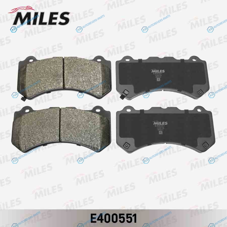 E400551 Колодки тормозные (Смесь Low-Metallic) JEEP GRAND CHEROKEE 10- передние (TRW GDB4450) E400551