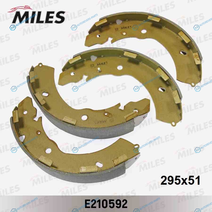 E210592 Колодки торм.бар.MITSUBISHI L200 05- (TRW GS8768) E210592